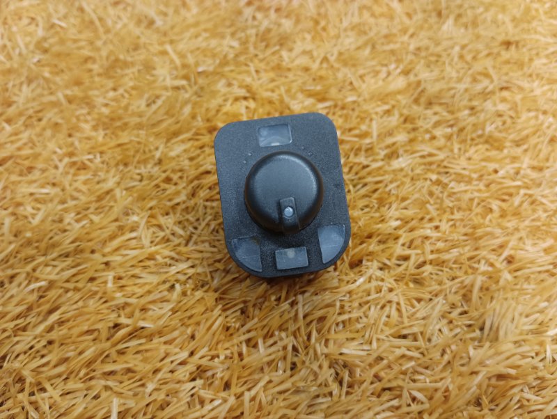 Кнопка регулировки зеркал, 300 рублей, Красноярск