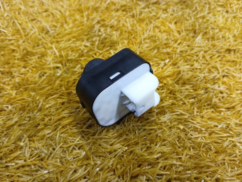 Кнопка регулировки зеркал, 300 рублей, Красноярск