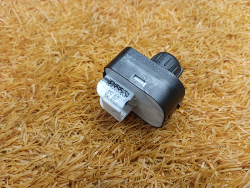 Кнопка регулировки зеркал, 300 рублей, Красноярск