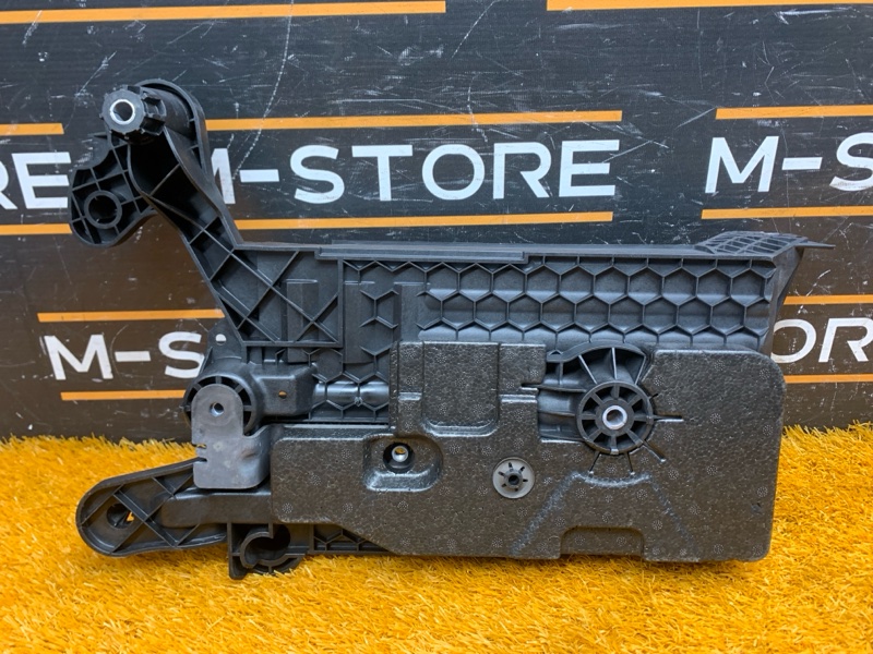 крепление аккумулятора, 1490 рублей, Красноярск