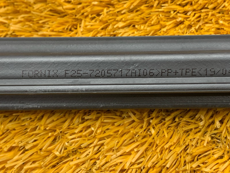 уплотнитель стекла двери, 730 рублей, Красноярск