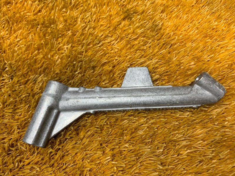 Кронштейн впускного коллектора, 230 рублей, Красноярск