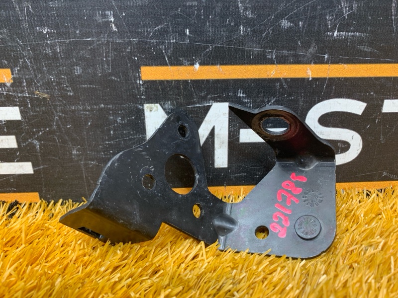 кронштейн, 190 рублей, Красноярск