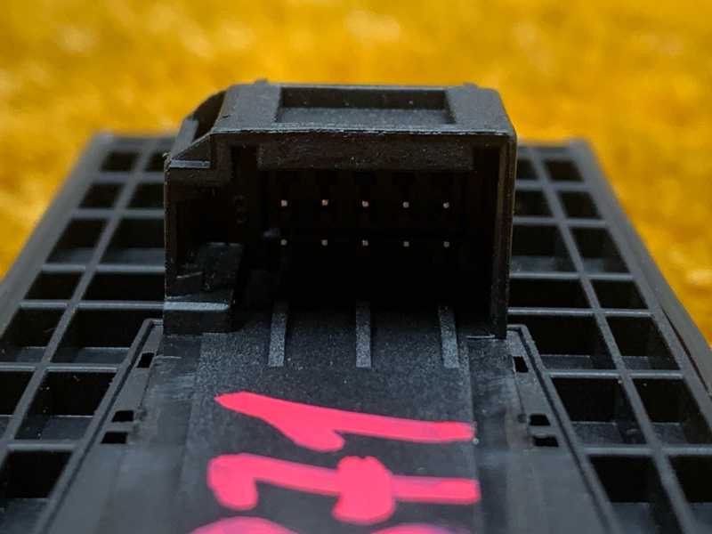 Блок управления стеклоподъемниками, 1200 рублей, Красноярск