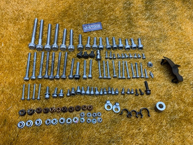 Болты и гайки ДВС, 940 рублей, Красноярск