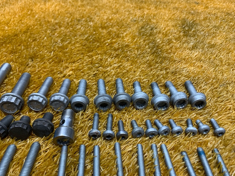 Болты и гайки ДВС, 940 рублей, Красноярск