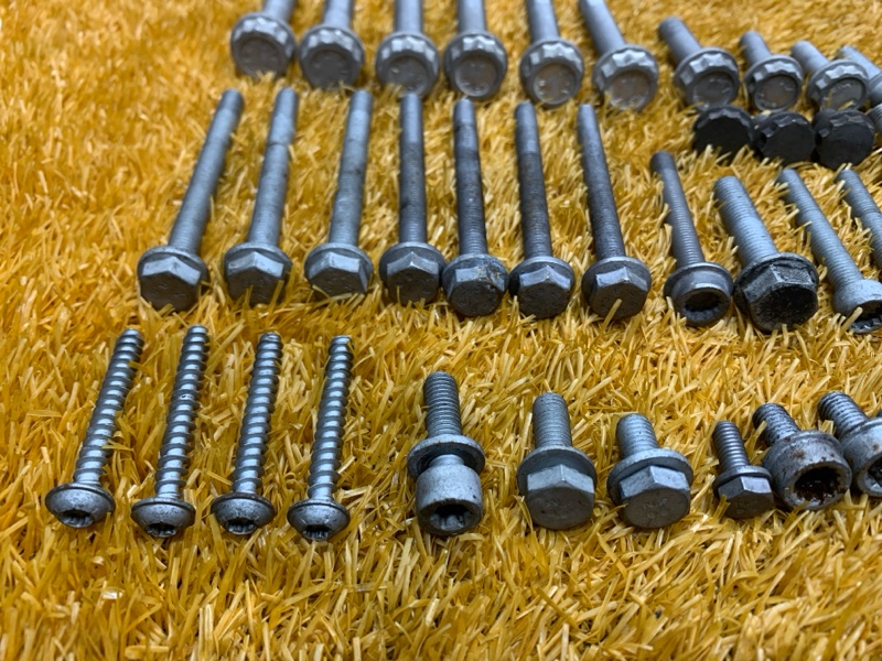 Болты и гайки ДВС, 940 рублей, Красноярск