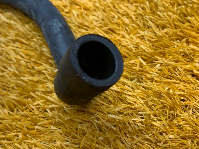 Патрубок картерных газов, 300 рублей, Красноярск