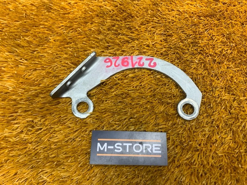 Кронштейн трубки кондиционера, 230 рублей, Красноярск