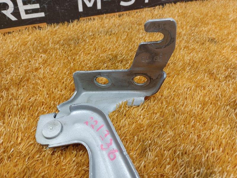 петля капота, 1500 рублей, Красноярск