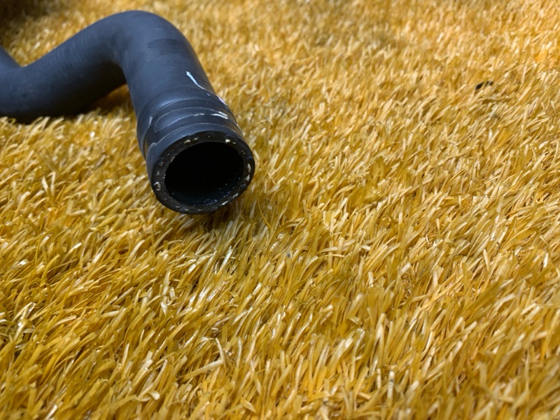 Патрубок системы охлаждения, 1000 рублей, Красноярск