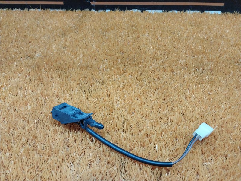 форсунка омывателя, 810 рублей, Красноярск