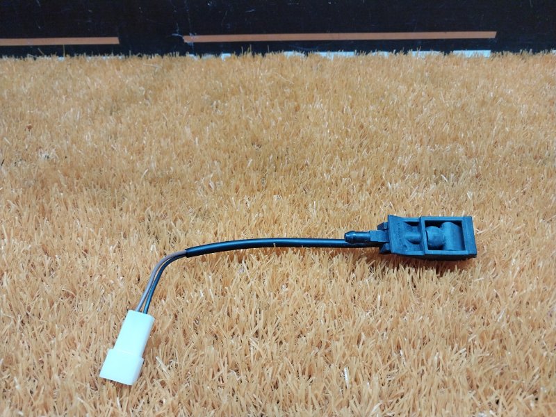 форсунка омывателя, 810 рублей, Красноярск