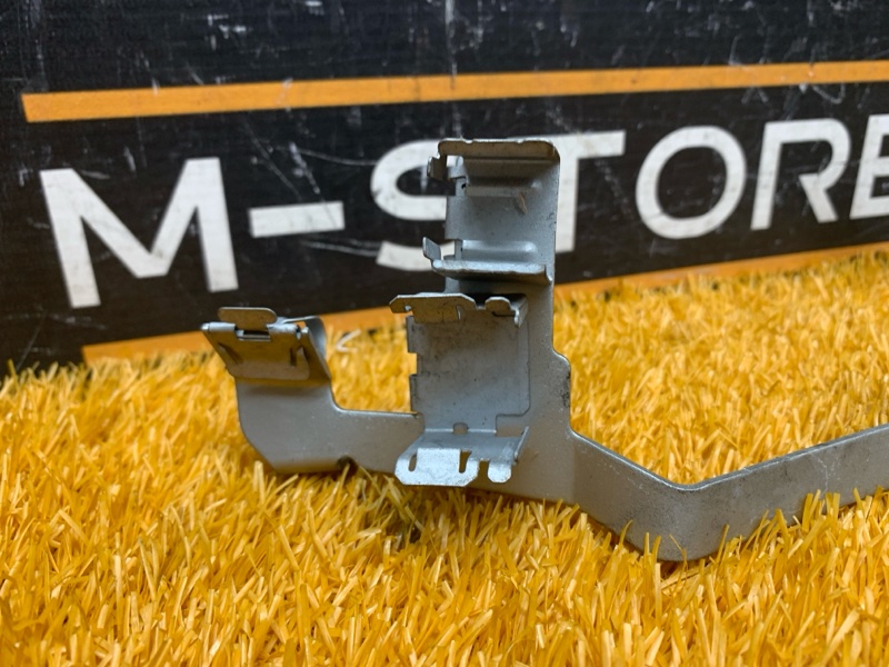 Кронштейн проводки, 230 рублей, Красноярск