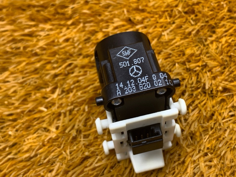 кнопка стеклоподъемника, 300 рублей, Красноярск