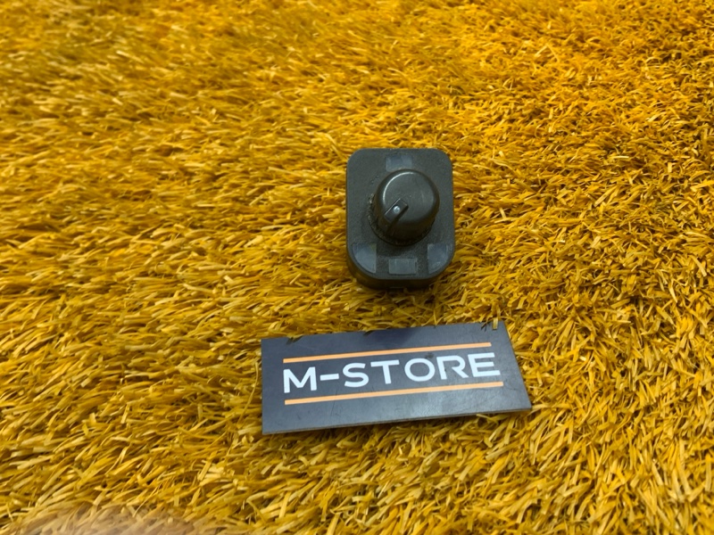 Кнопка регулировки зеркал, 300 рублей, Красноярск