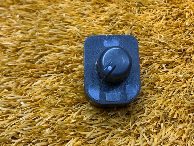 Кнопка регулировки зеркал, 300 рублей, Красноярск