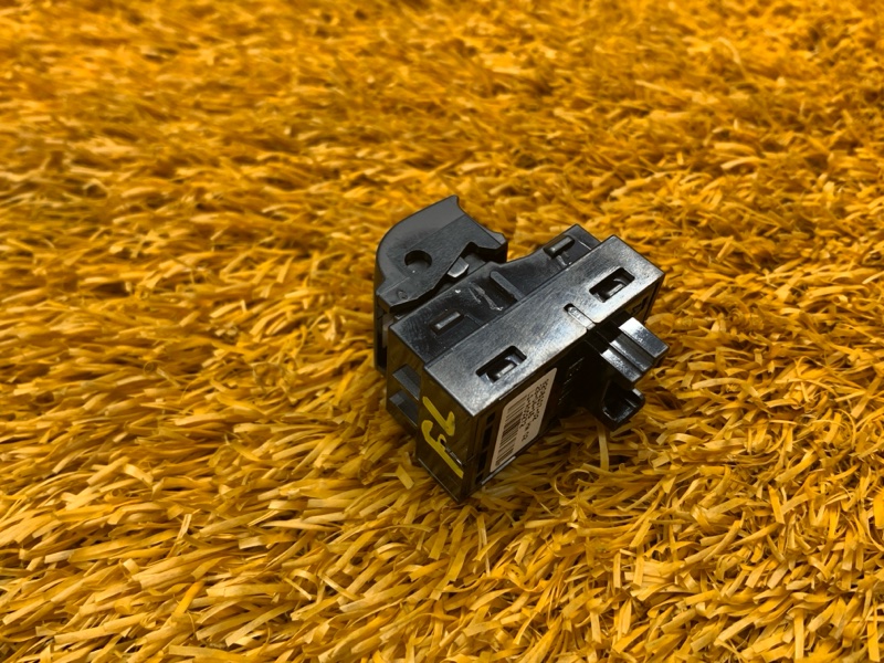 кнопка стеклоподъемника, 200 рублей, Красноярск