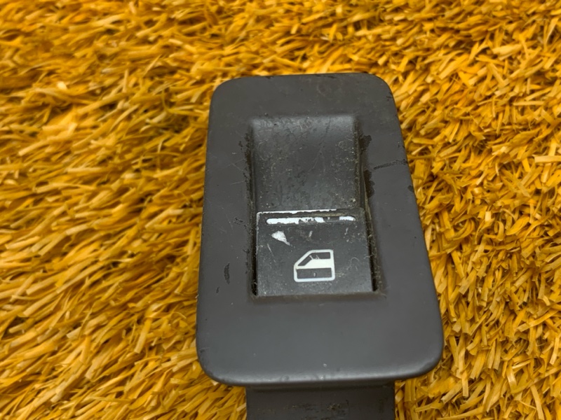 кнопка стеклоподъемника, 200 рублей, Красноярск