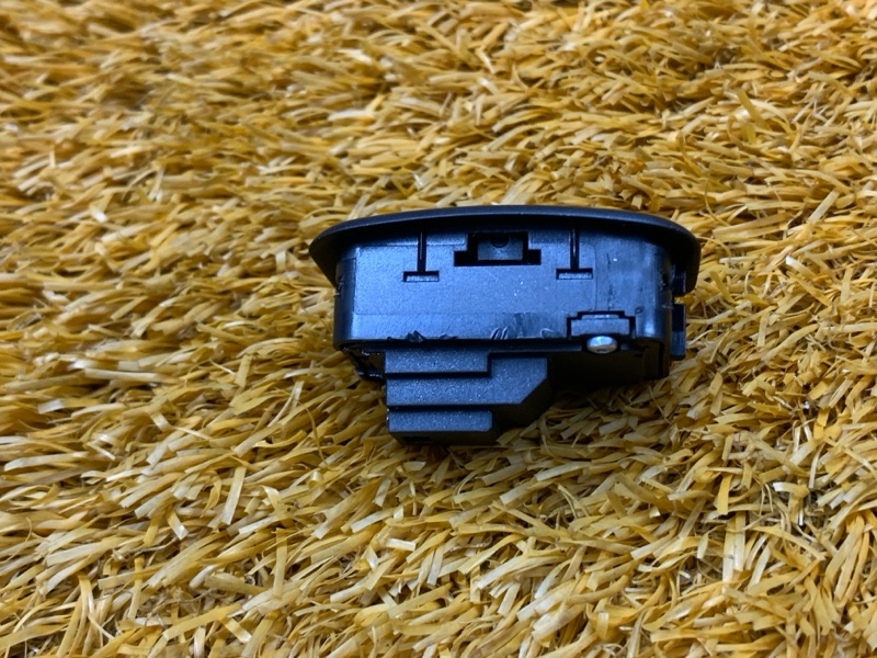 Кнопка открывания багажника, 500 рублей, Красноярск