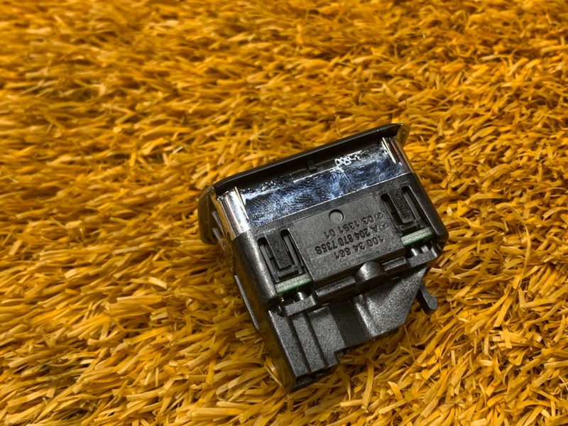 кнопка стеклоподъемника, 300 рублей, Красноярск