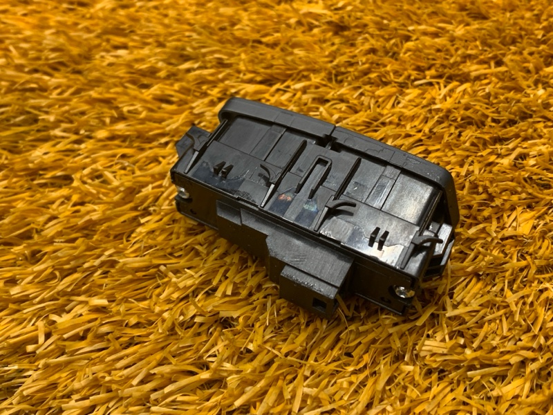 Кнопка центрального замка, 300 рублей, Красноярск