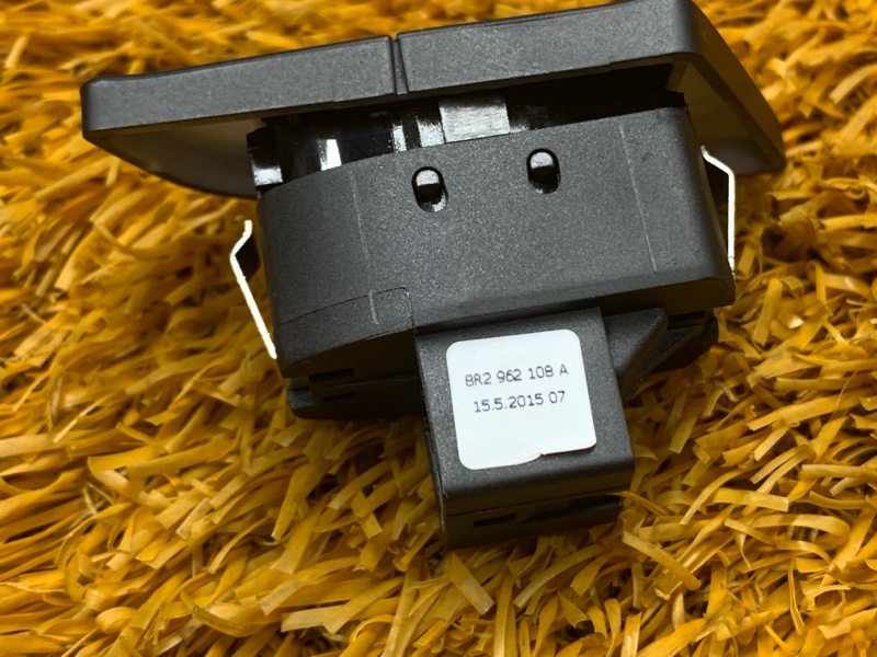 Кнопка центрального замка, 440 рублей, Красноярск