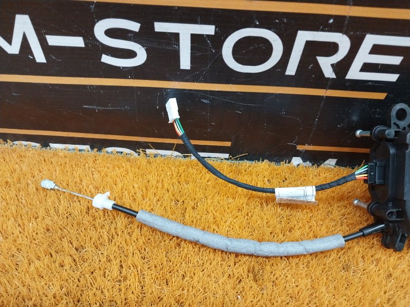 Доводчик крышки багажника, 7380 рублей, Красноярск