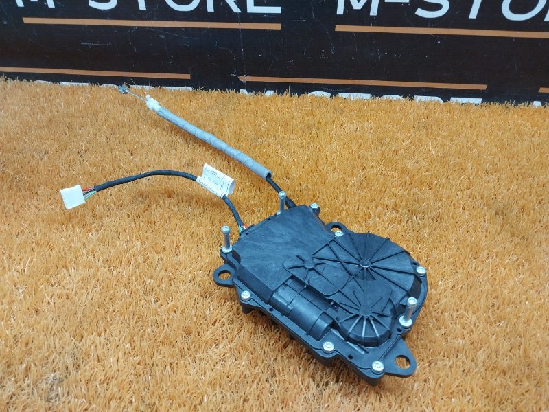 Доводчик крышки багажника, 7380 рублей, Красноярск