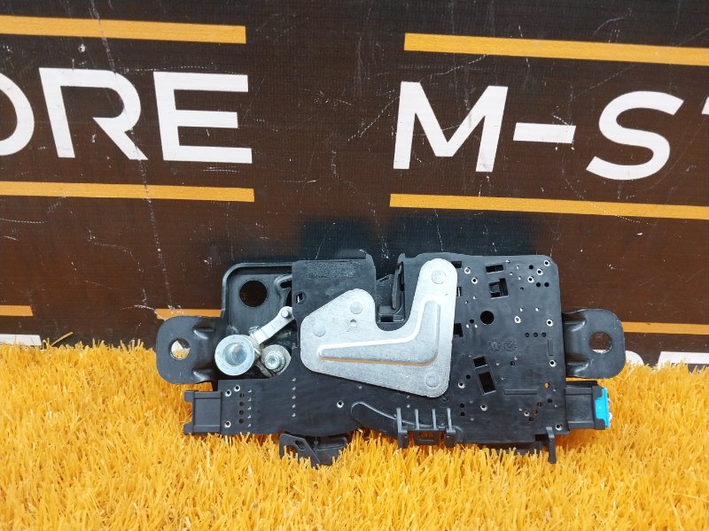 замок багажника, 9410 рублей, Красноярск