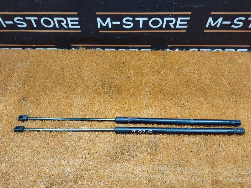 амортизатор капота, 900 рублей, Красноярск