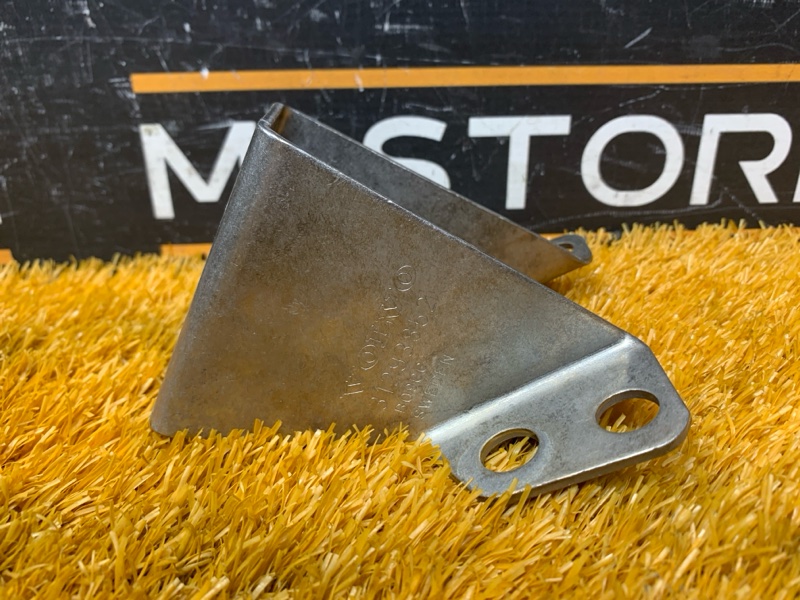 кронштейн глушителя, 370 рублей, Красноярск