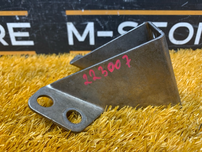 кронштейн глушителя, 370 рублей, Красноярск