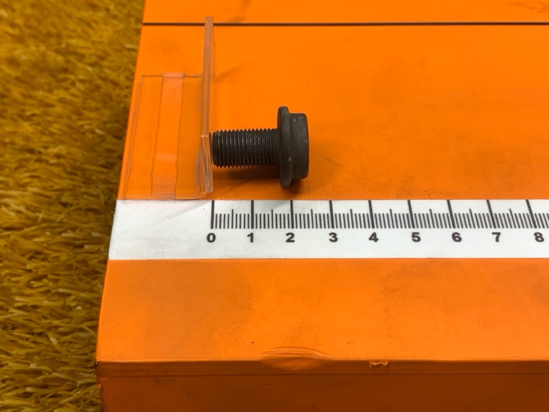 болт гидротрансформатора, 240 рублей, Красноярск