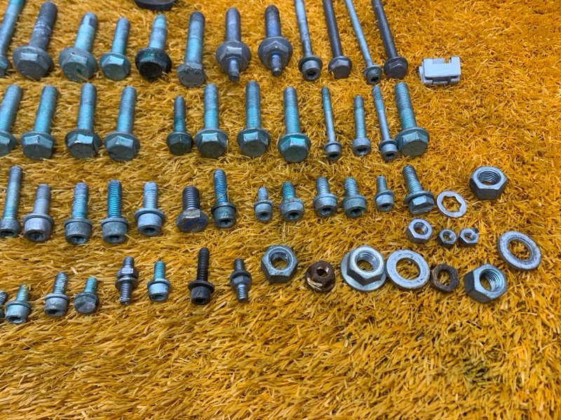 Болты и гайки ДВС, 730 рублей, Красноярск