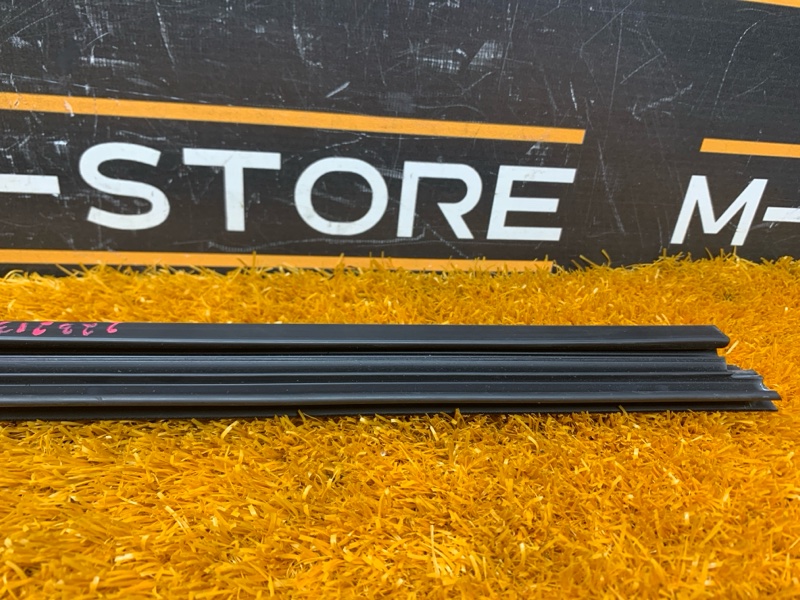 уплотнитель стекла двери, 370 рублей, Красноярск