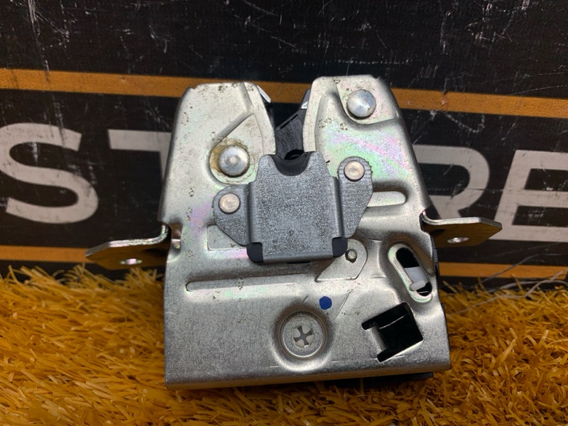 замок багажника, 3550 рублей, Красноярск