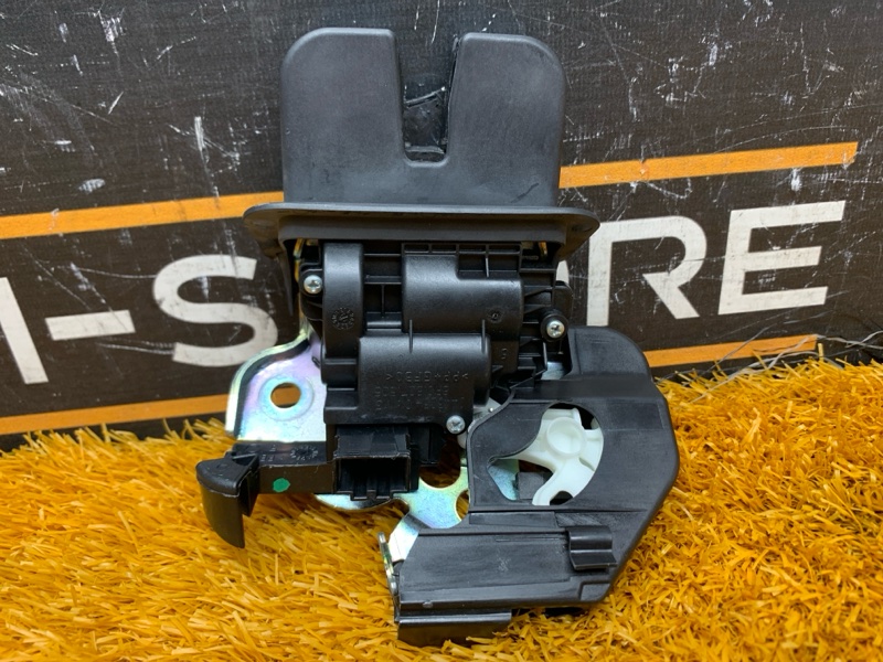 замок багажника, 1200 рублей, Красноярск