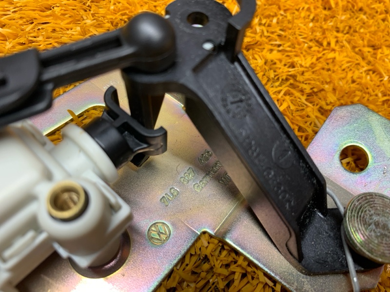 Активатор замка багажника, 790 рублей, Красноярск