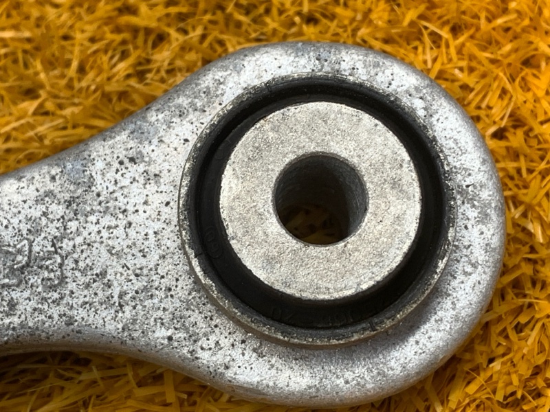 Рычаг подвески верхний, 500 рублей, Красноярск