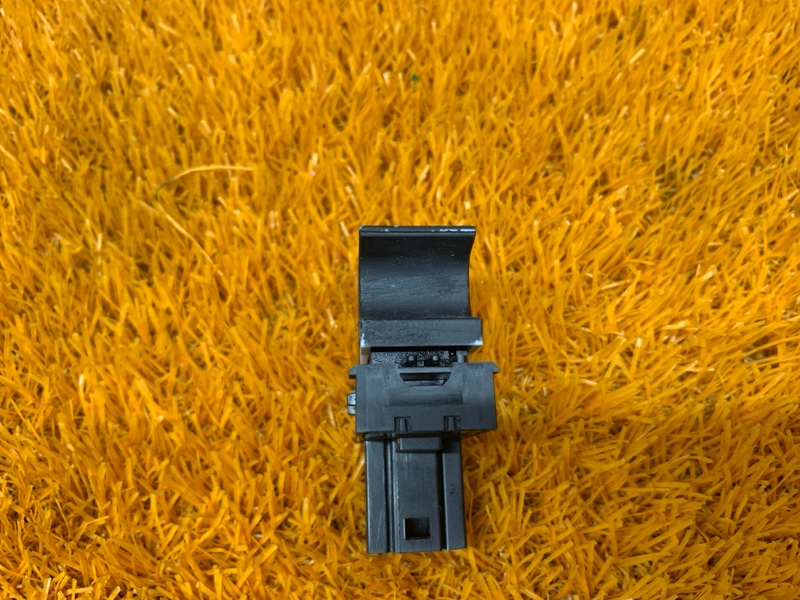 кнопка стеклоподъемника, 200 рублей, Красноярск