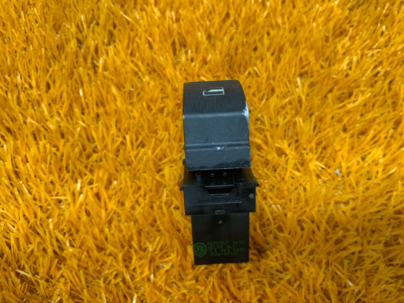 кнопка стеклоподъемника, 200 рублей, Красноярск