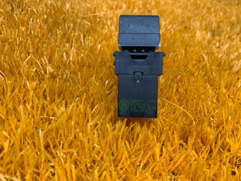 кнопка стеклоподъемника, 200 рублей, Красноярск