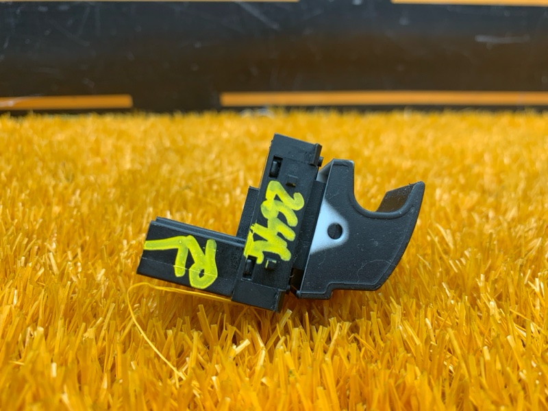 кнопка стеклоподъемника, 200 рублей, Красноярск