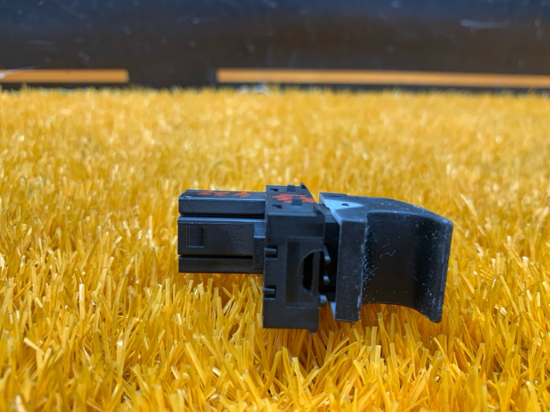 кнопка стеклоподъемника, 200 рублей, Красноярск