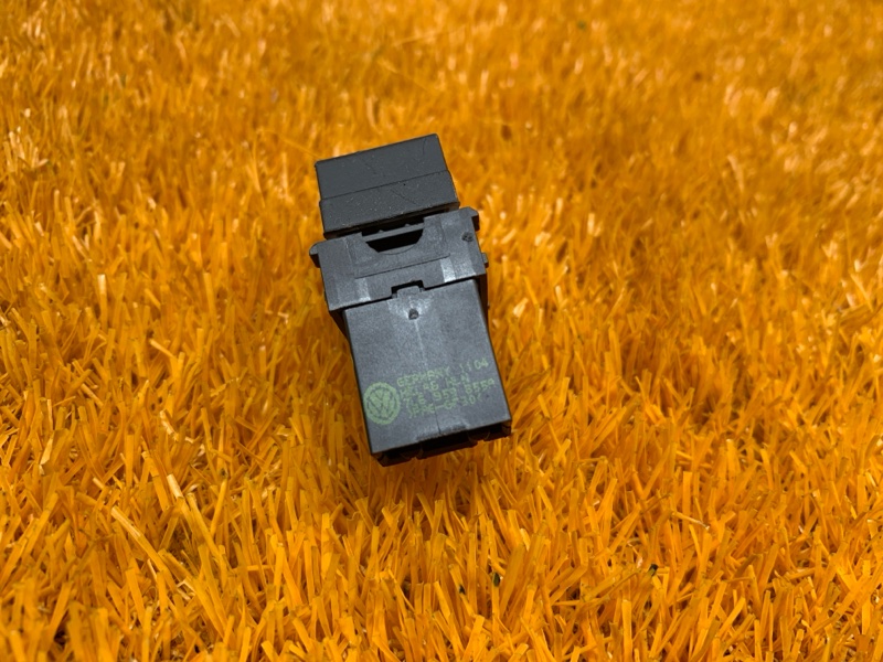 кнопка стеклоподъемника, 200 рублей, Красноярск