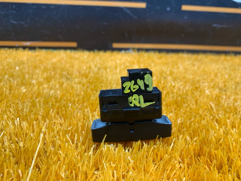 Кнопка центрального замка, 100 рублей, Красноярск