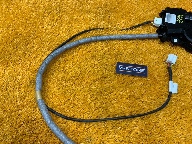 Доводчик крышки багажника, 3330 рублей, Красноярск