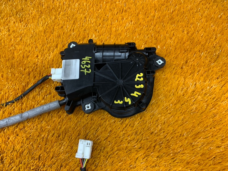 Доводчик крышки багажника, 3330 рублей, Красноярск