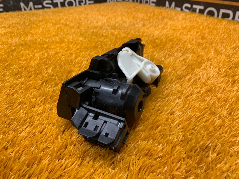 замок багажника, 1000 рублей, Красноярск